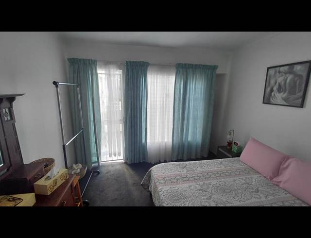2 BEDROOM TOWNHOUSE FOR SALE IN MULBARTON